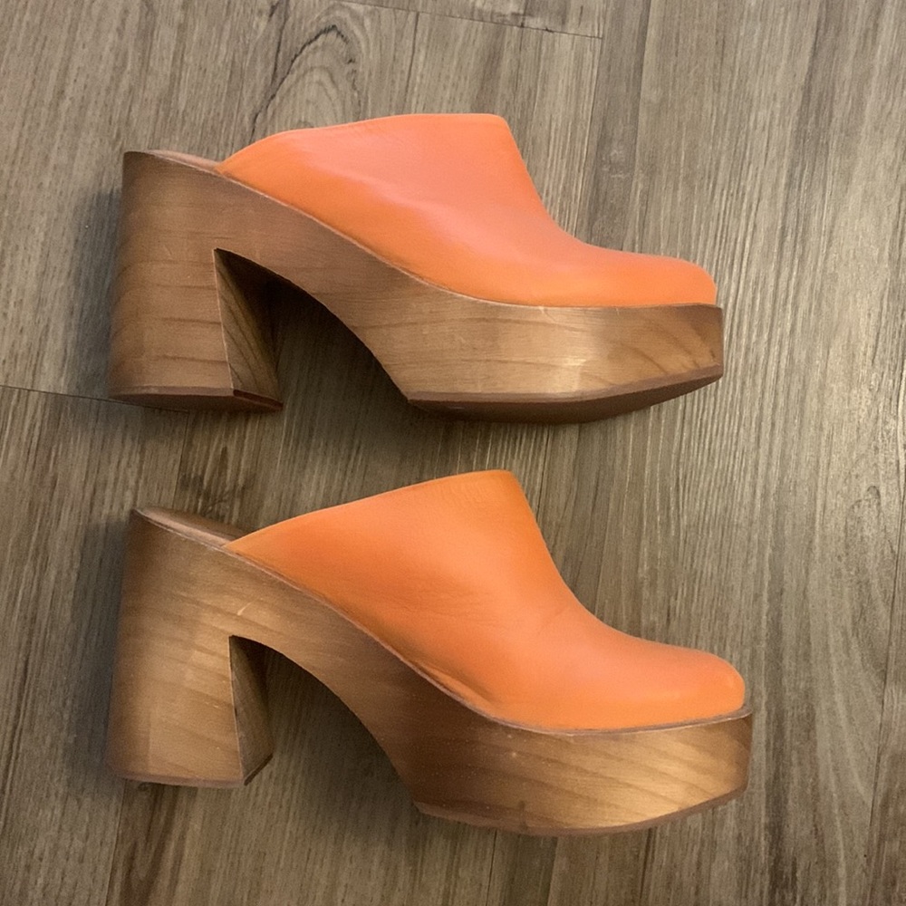 Free People Orange Suki Heel Platform Clogs - Picture 5 of 11